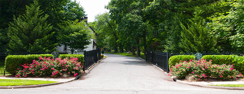 Rosedale Cemetery entrance